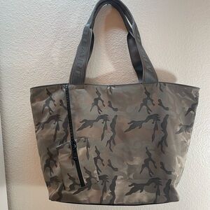 Advocare Camouflage Large Tote Bag Like New